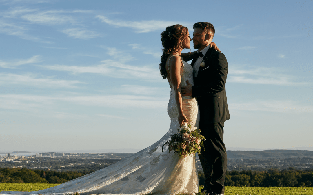 Natalie & Jason – New House Country Hotel