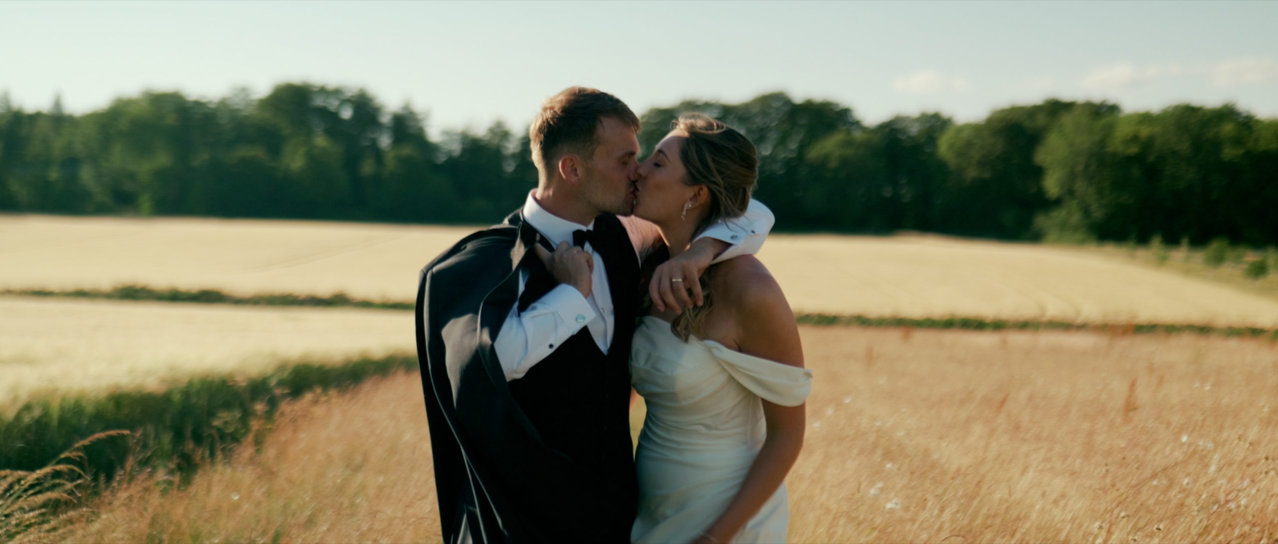 Lapstone barn wedding videographer